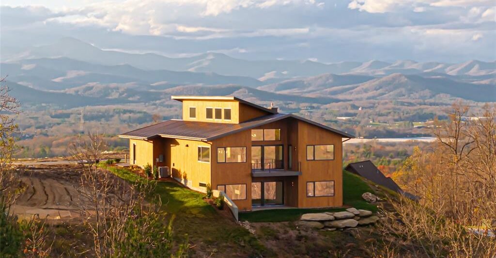 hendersonville nc homes for sale realtor, summit vista